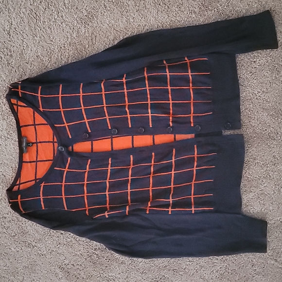 Cardigan - Picture 2 of 5